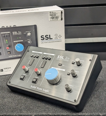 Solid State Logic Interface 2-in/4-out 2